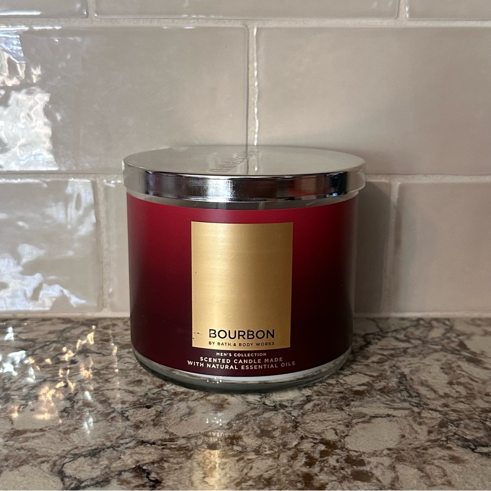 Bath & body Works bourbon candle - NEW - discontinued